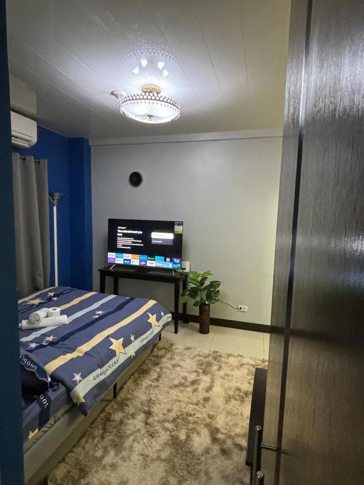 Airport Place Getaway Apartment